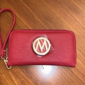 *NEW* Mia K Collection Wristlet / Wallet